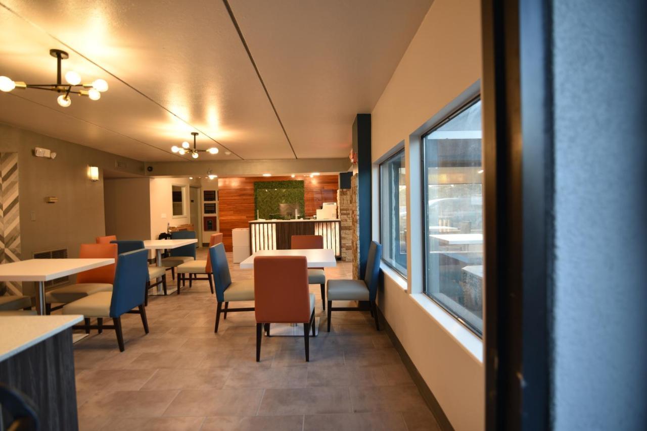 Hotel Baymont By Wyndham Pine Grove I-81 Exterior foto